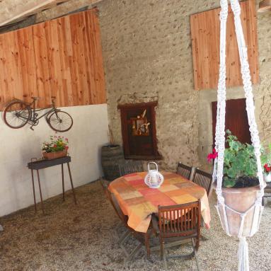 Gite Chateau de la Saone, Gîte Rural du Facteur capacité d'accueil  de  5 personnes, 98 m²